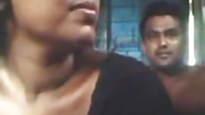 पिता अपनी बेटी के साथ सोते समय बलात्कार करता हिंदी सेक्सी फिल्म चाहिए हिंदी सेक्सी फिल्म है