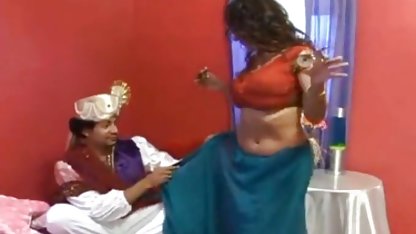 अपने निजी प्रशिक्षक के साथ अपनी चूत वव सेक्स फिल्म का व्यायाम करें