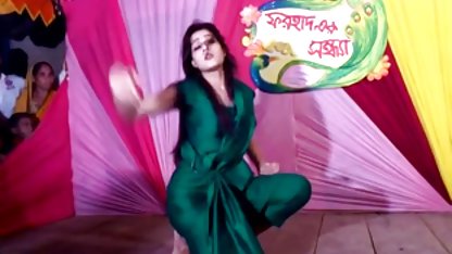 तकनीशियन फिल्म हिंदी सेक्सी के साथ स्पेनिश गृहिणी कमबख्त
