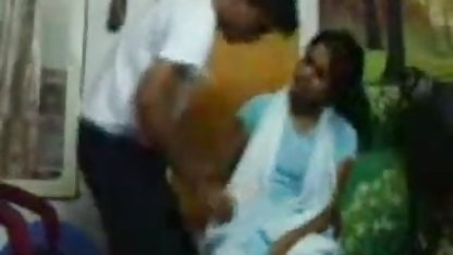 सुपर मोटी औरत सभी सींग का बना हुआ एक काले द्वारा गड़बड़ करने के लिए हिंदी मूवी का सेक्सी वीडियो
