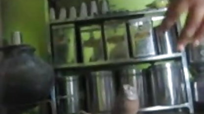 दो उभयलिंगी दोस्तों के बीच हिंदी की सेक्सी फिल्म सेक्स