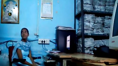 स्कूल बस चालक के सेक्सी फिल्म ववव कॉम साथ चुदाई करती छात्राएं
