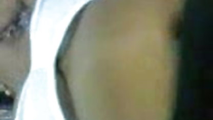 वह कार में सेक्सी फिल्म सेक्सी सेक्सी बैठ जाता है और मुझे एक blowjob देता है