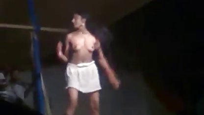 कम उम्र की बूढ़ी औरत अपने पोते हिंदी सेक्स पिक्चर के साथ सेक्स करती है