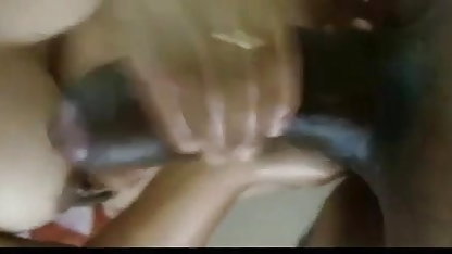 लैटिना ने प्रेमी को अपने बीपी सेक्सी वीडियो फिल्म पेट की फ्लॉस के साथ बहकाया