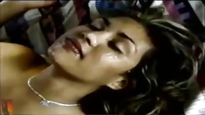 छिपे हुए कैमरे जापानी छात्रा सेक्स फिल्म वीडियो का भयानक बलात्कार करते हैं