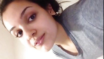 चिली शौकिया एक ककड़ी के साथ सेक्स सेक्स सेक्स फिल्म उसे गधा fucks