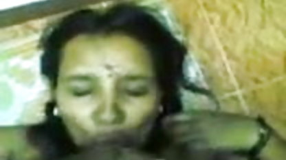 मुझे अपने स्तन हिंदी सेक्स फिल्म वीडियो परिपक्व मम्मे छूने दो