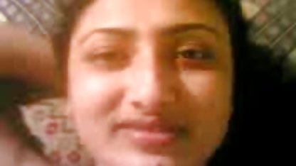 पति को उकसाने के लिए गोरी जाँघिया सेक्सी फिल्म हिंदी में चाहिए साफ करती है