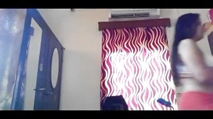पामेला सांचेज़ सेक्सी फिल्म हिंदी बीएफ ने अपने नन की पोशाक में फर्श पर गड़बड़ कर दिया