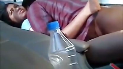 स्पेनिश वेट्रेस को कुछ यूरो के बदले में सेक्सी मूवी हिंदी में गधा देने की अनुमति है
