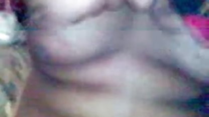 एक पिक्चर हिंदी में सेक्सी गोरा का गीला blowjob जो खुद को नीचे तक निगलता है