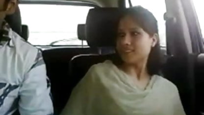 परिपक्व अपनी सेक्सी पिक्चर वीडियो में सेक्सी वीडियो में बेटी के प्रेमी के मुर्गा चूसने