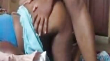 एक स्वादिष्ट श्यामला के रियल सेक्स फिल्म साथ अश्लील कास्टिंग