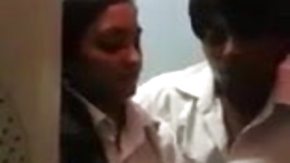 चूत और गोरी गोरी गोरी चूत में गहरी सेक्सी वीडियो पिक्चर पैठ