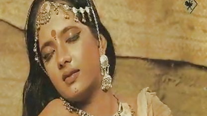 बहुत फिल्म सेक्स फिल्म ही प्रभावशाली माँ अपने बेटे से बड़े तिनके से दूध खींचती है