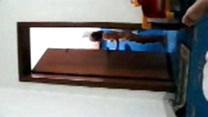 जापानी लोलिटास के साथ हिंदी फिल्म सेक्सी दिखाओ सेक्स (150 सेमी से कम)
