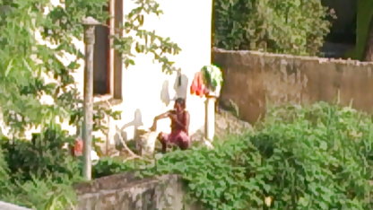 विशाल स्तन के साथ गलफुल्ला चश्मा एक क्यूबा बनाता है और सेक्सी फिल्म हिंदी कार्टून दूध से भर जाता है